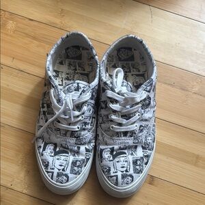 Reformation Hazel Canvas Sneaker size 6
